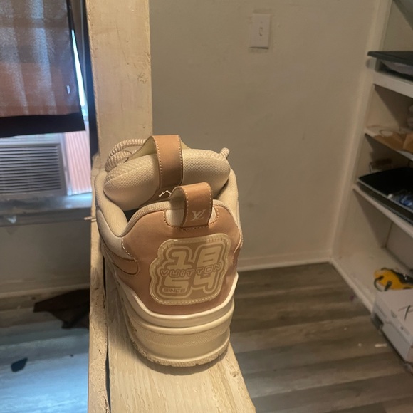 Louis Vuitton designer shoe size 12 men - Picture 7 of 9